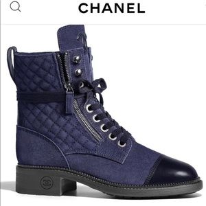 CHANEL BLUE SUEDE COMBAT BOOTS SIZE 39 WORN TWICE